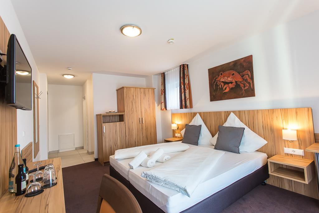 Schaefer Boardinghouse Aparthotel Grobenzell Bagian luar foto