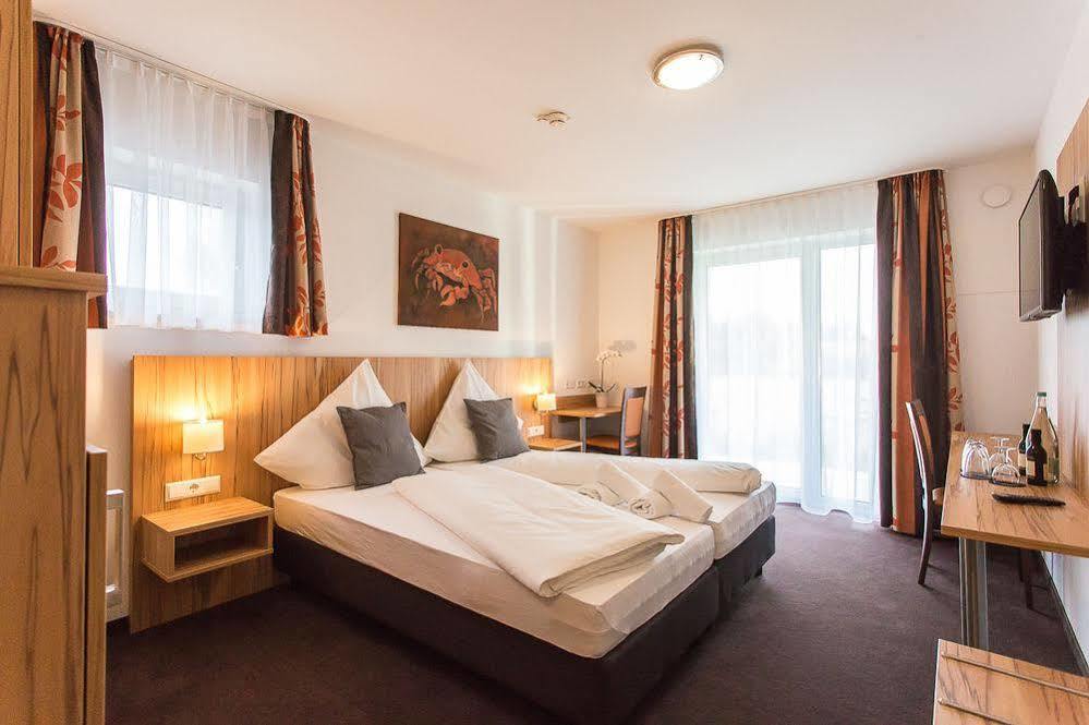 Schaefer Boardinghouse Aparthotel Grobenzell Bagian luar foto